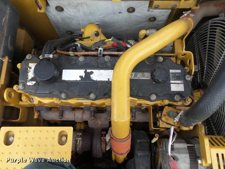 image for item L4537 2007 Caterpillar 324D excavator