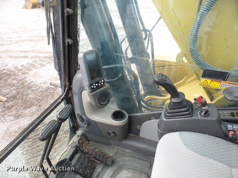 image for item L4537 2007 Caterpillar 324D excavator