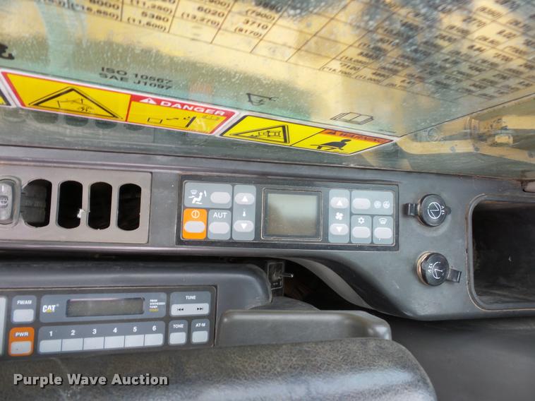 image for item L4537 2007 Caterpillar 324D excavator