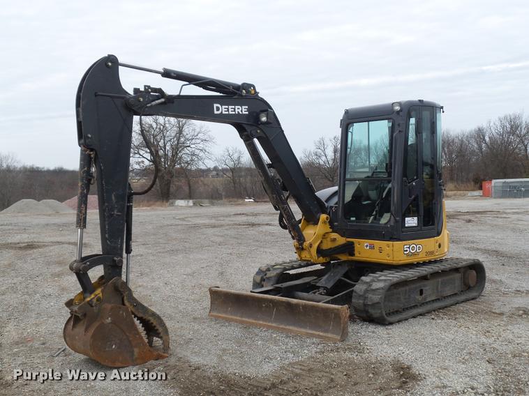 image for item L4539 2011 John Deere 50D compact excavator