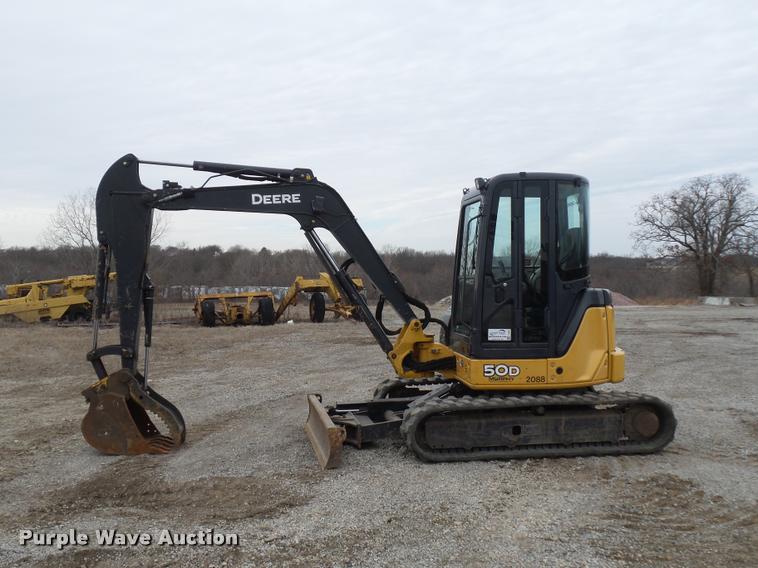 image for item L4539 2011 John Deere 50D compact excavator