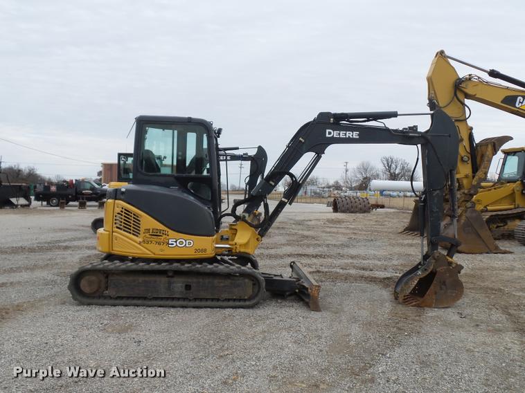 image for item L4539 2011 John Deere 50D compact excavator