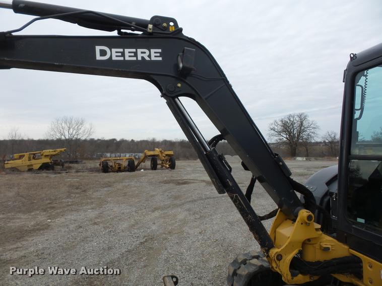 image for item L4539 2011 John Deere 50D compact excavator