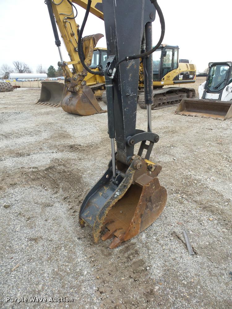 image for item L4539 2011 John Deere 50D compact excavator