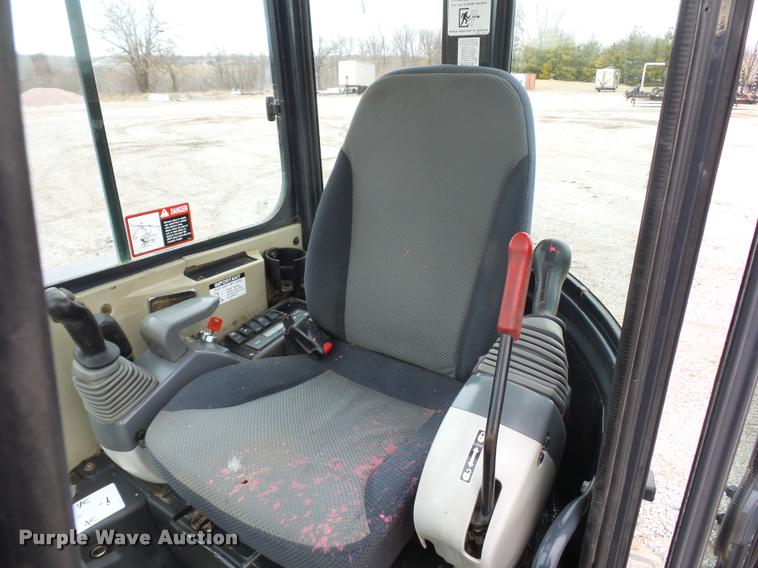 image for item L4539 2011 John Deere 50D compact excavator