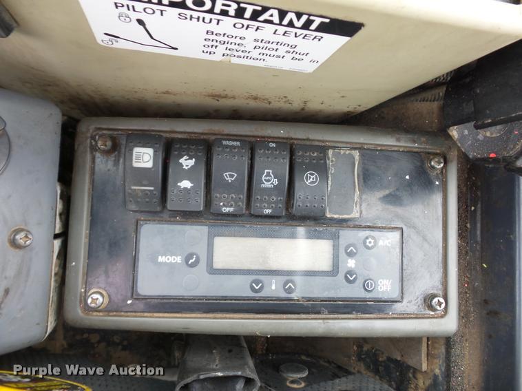 image for item L4539 2011 John Deere 50D compact excavator