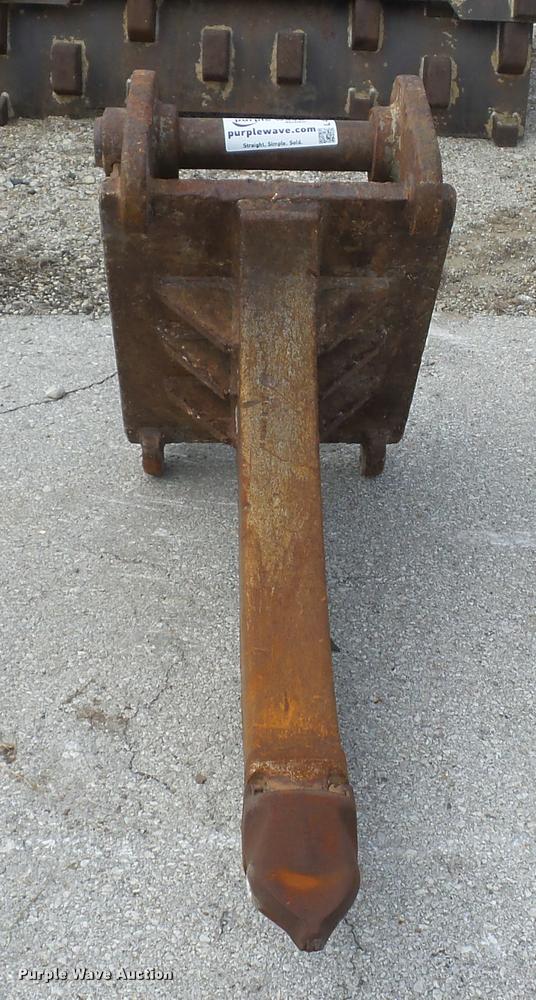 image for item L4540 JRB excavator ripper