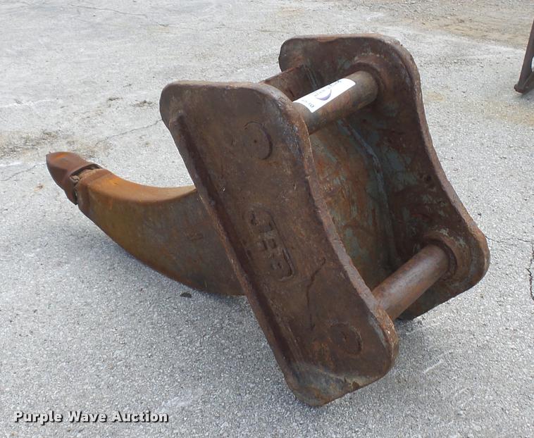 image for item L4540 JRB excavator ripper