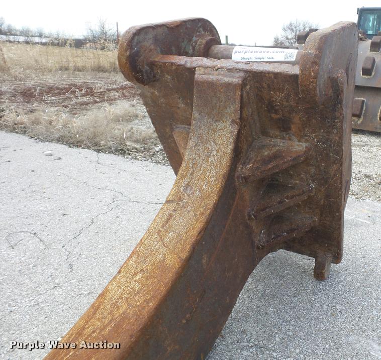 image for item L4540 JRB excavator ripper
