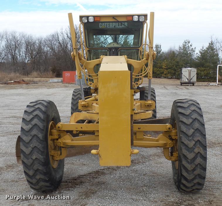 image for item L4543 2000 Caterpillar 120H motor grader