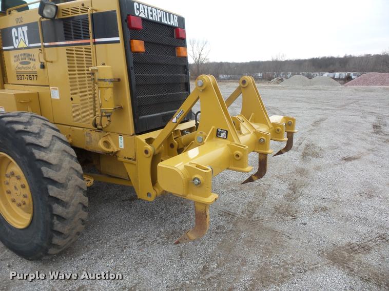 image for item L4543 2000 Caterpillar 120H motor grader
