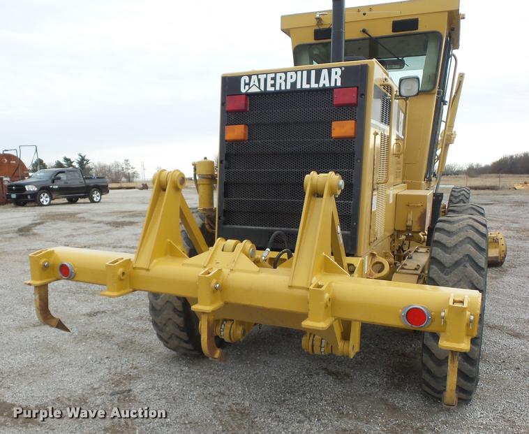 image for item L4543 2000 Caterpillar 120H motor grader