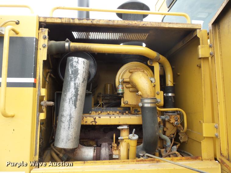 image for item L4543 2000 Caterpillar 120H motor grader