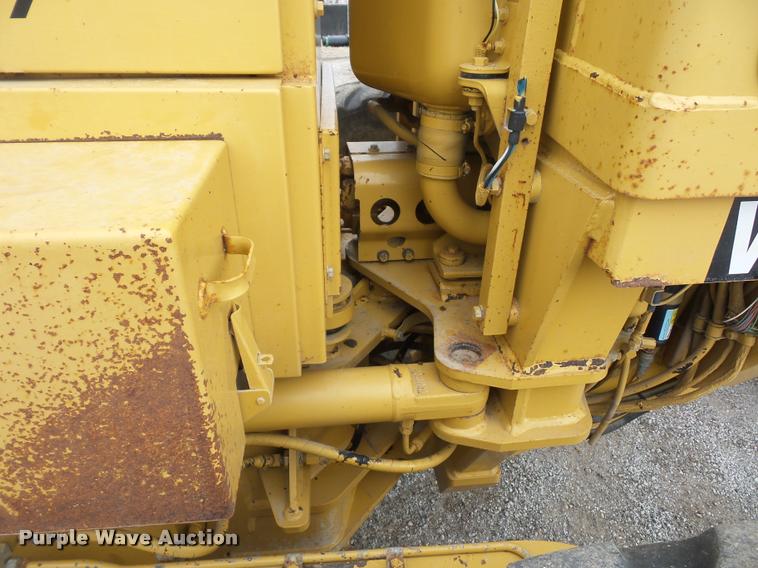 image for item L4543 2000 Caterpillar 120H motor grader