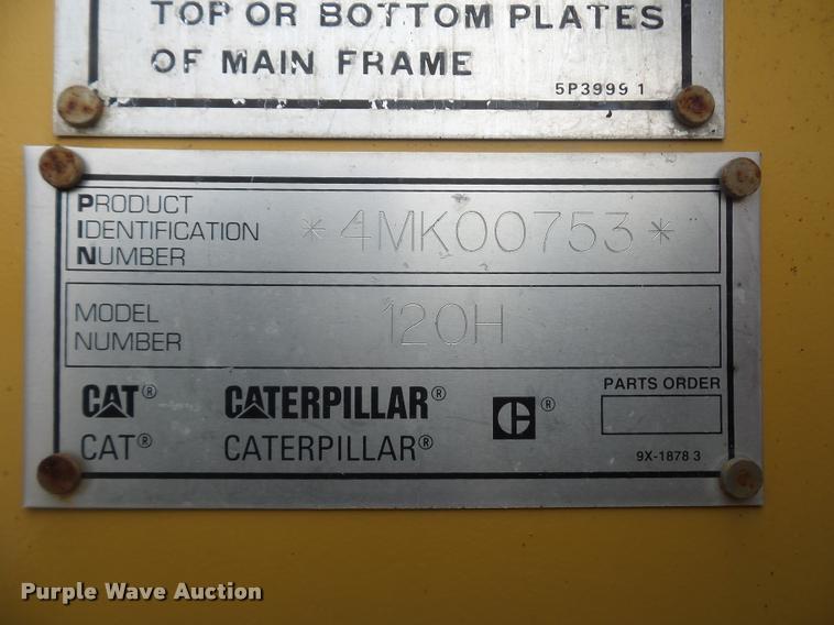 image for item L4543 2000 Caterpillar 120H motor grader