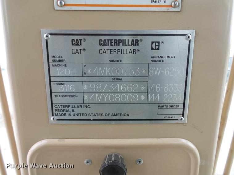 image for item L4543 2000 Caterpillar 120H motor grader