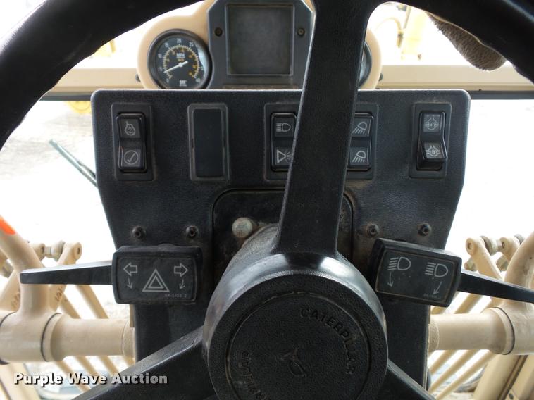 image for item L4543 2000 Caterpillar 120H motor grader