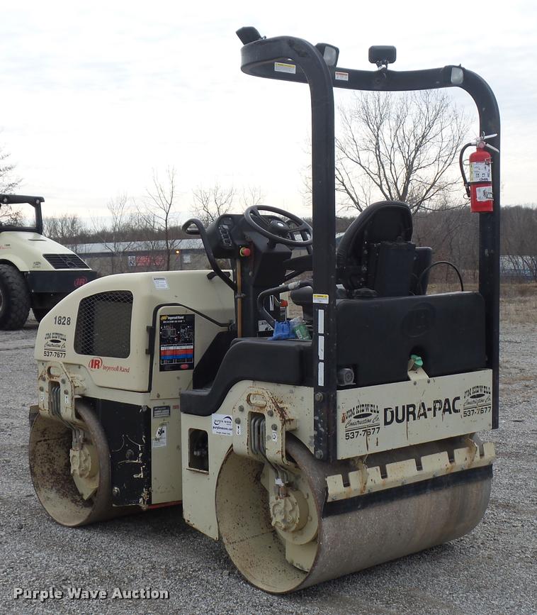 image for item L4546 Ingersoll Rand DD24 double drum roller