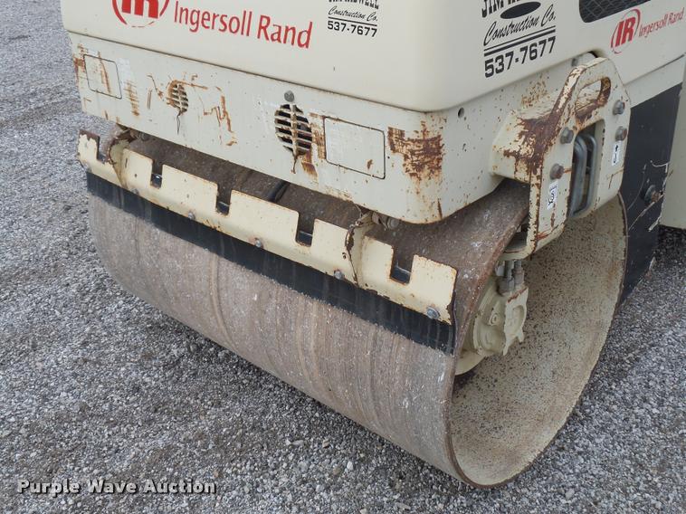image for item L4546 Ingersoll Rand DD24 double drum roller