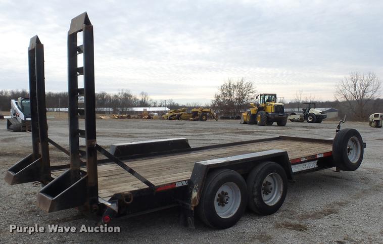 image for item L4547 2004 Towmaster equipment trailer