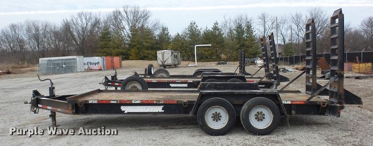 image for item L4547 2004 Towmaster equipment trailer