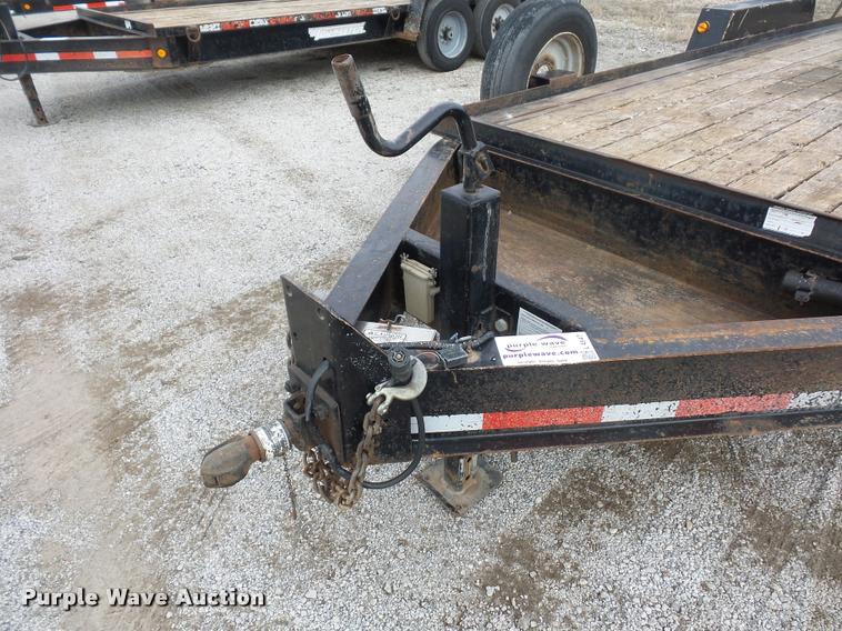 image for item L4547 2004 Towmaster equipment trailer