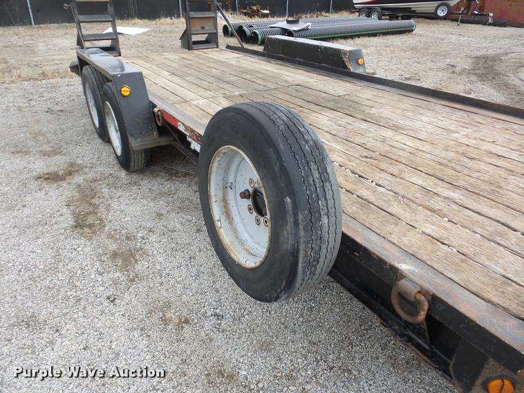 image for item L4547 2004 Towmaster equipment trailer