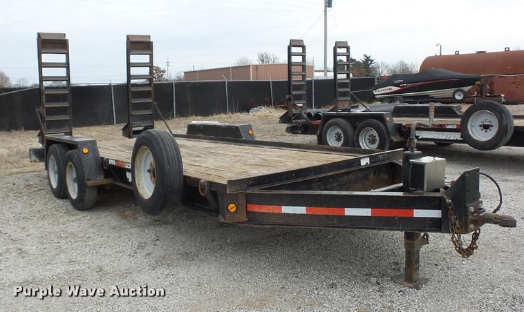 image for item L4548 2004 Towmaster equipment trailer