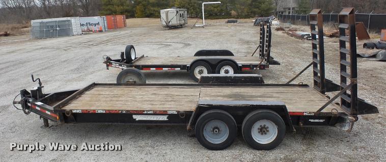 image for item L4548 2004 Towmaster equipment trailer