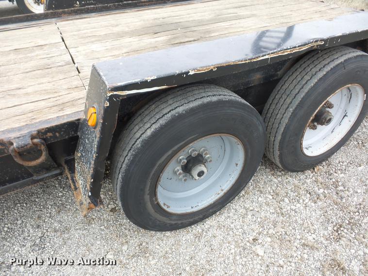 image for item L4548 2004 Towmaster equipment trailer