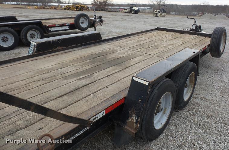 image for item L4548 2004 Towmaster equipment trailer