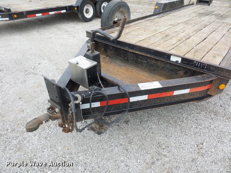 image for item L4548 2004 Towmaster equipment trailer