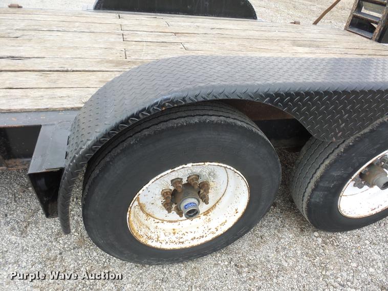 image for item L4549 2005 Trail King TK14U equipment trailer