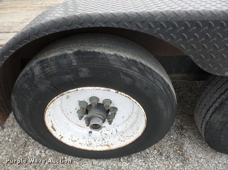 image for item L4549 2005 Trail King TK14U equipment trailer