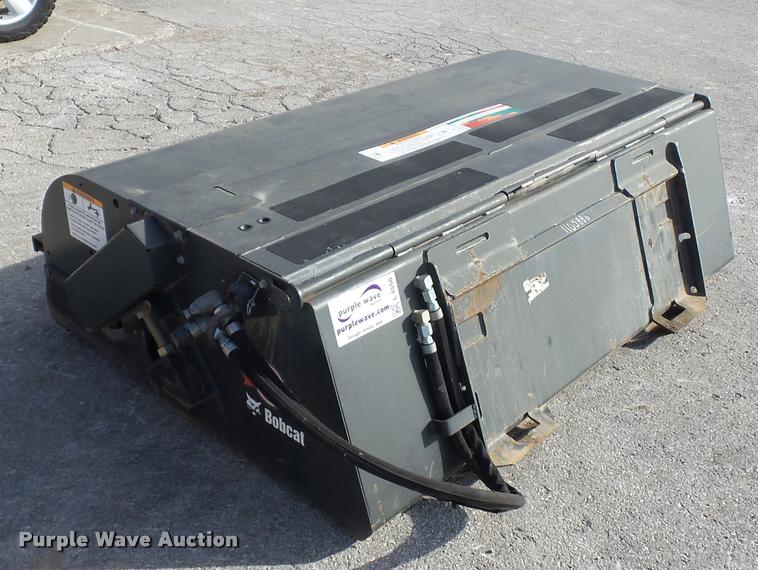 image for item L4550 2015 Bobcat skid steer sweeper