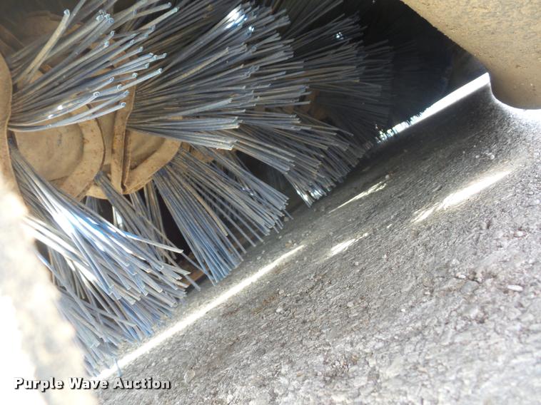 image for item L4550 2015 Bobcat skid steer sweeper