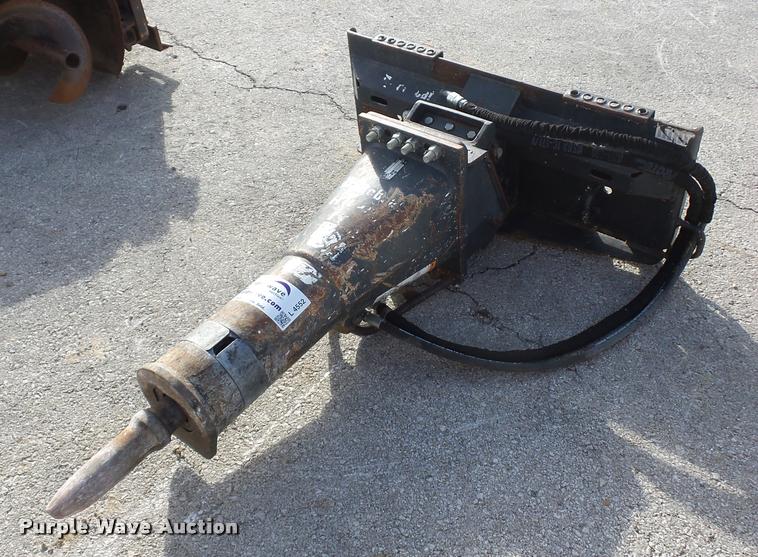 image for item L4552 2007 Bobcat HB980 skid steer hammer