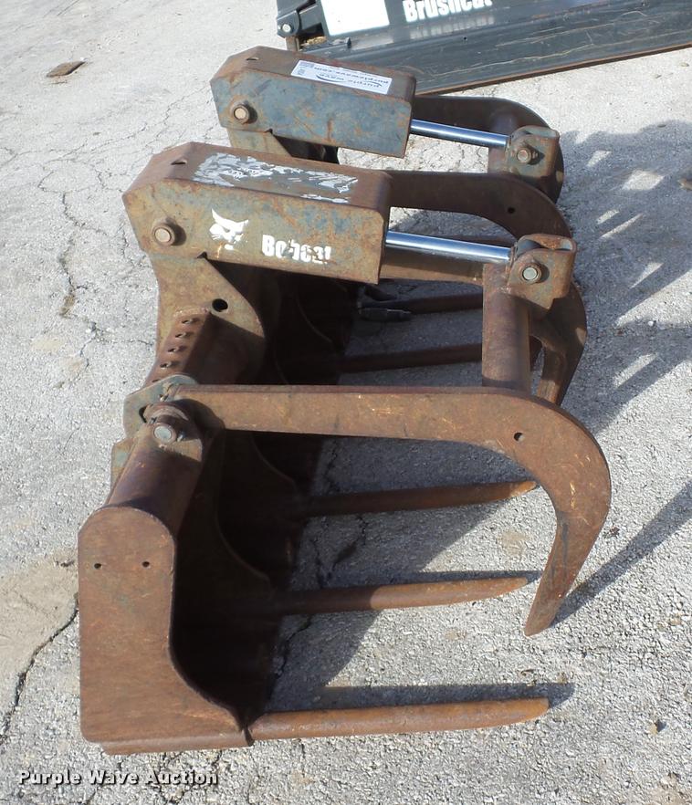 image for item L4554 Skid steer grapple bucket