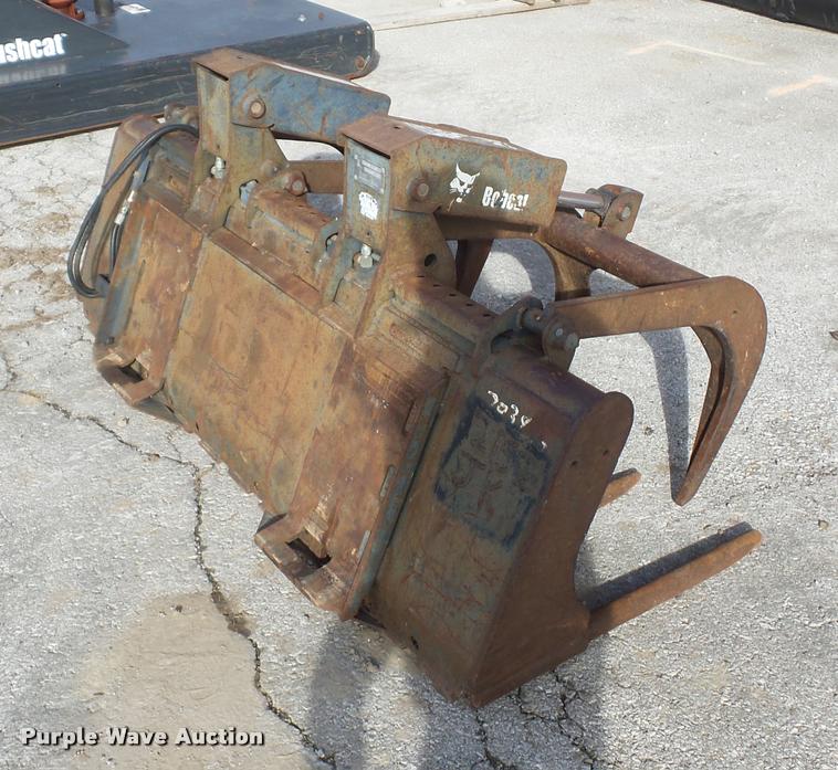 image for item L4554 Skid steer grapple bucket