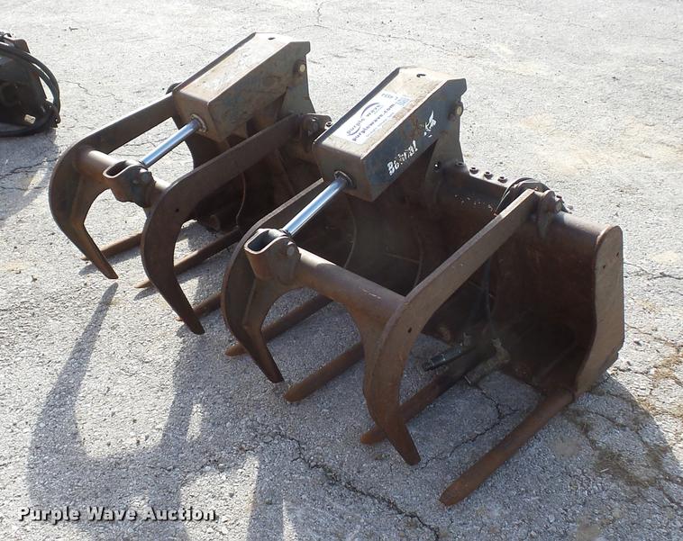 image for item L4554 Skid steer grapple bucket