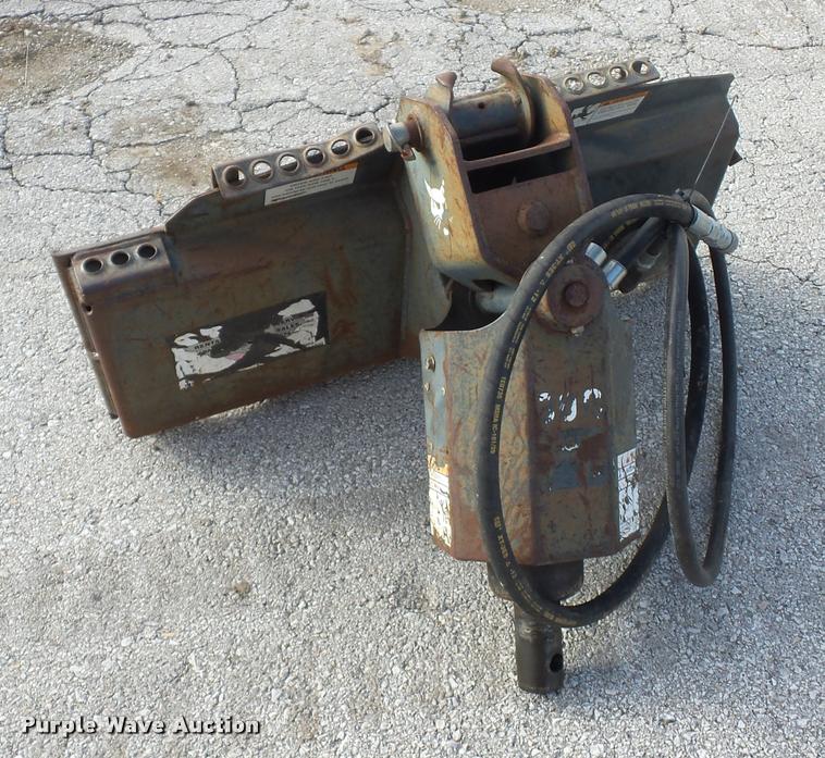 image for item L4556 Bobcat skid steer auger