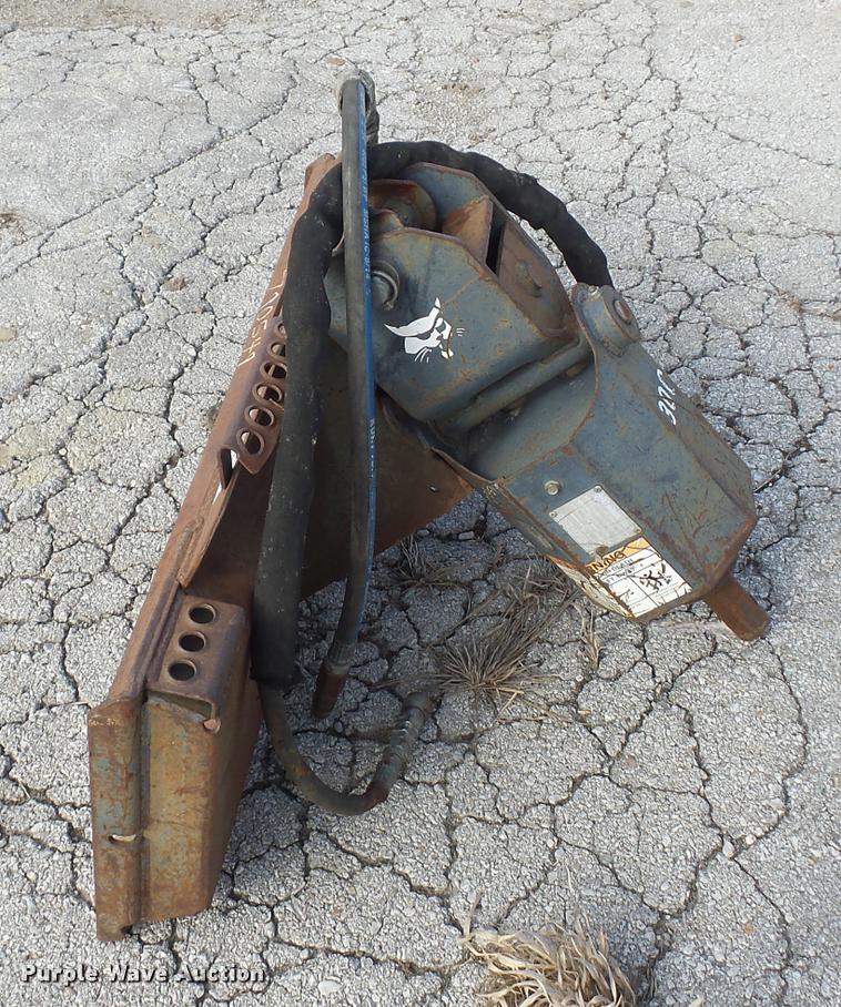 image for item L4557 Bobcat 30C skid steer auger