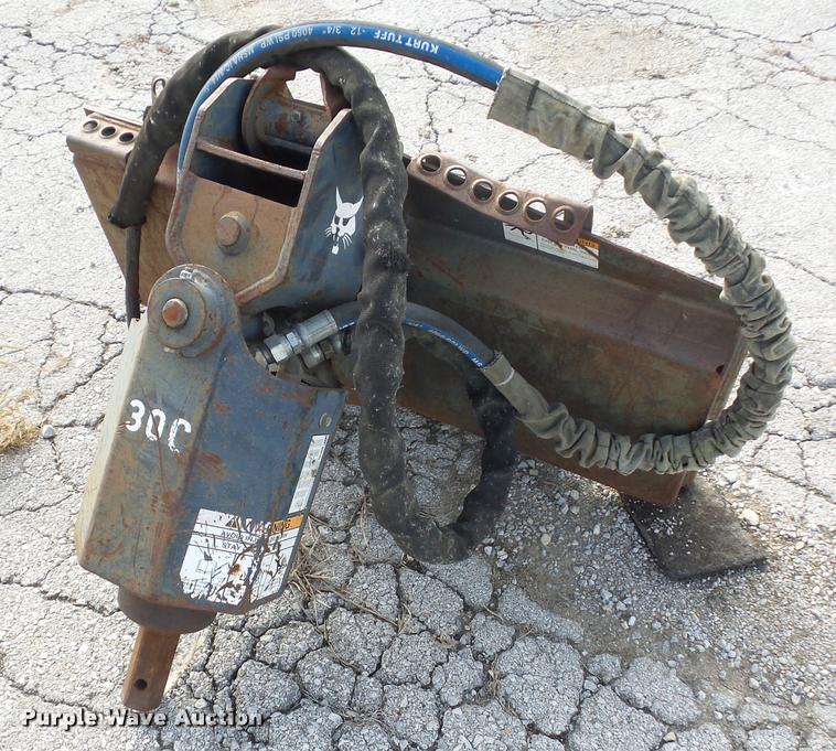 image for item L4557 Bobcat 30C skid steer auger
