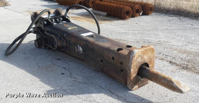 image for item L4558 Caterpillar H140DS hydraulic hammer