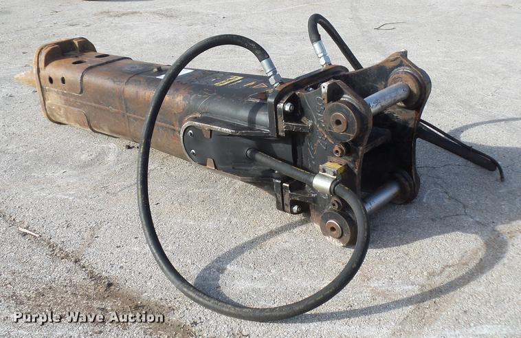 image for item L4558 Caterpillar H140DS hydraulic hammer