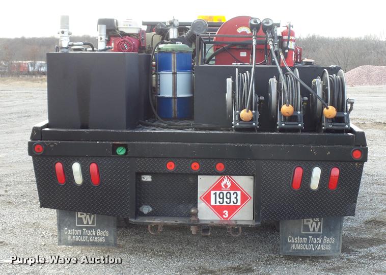 image for item L4559 2003 Ford F550 Super Duty service truck