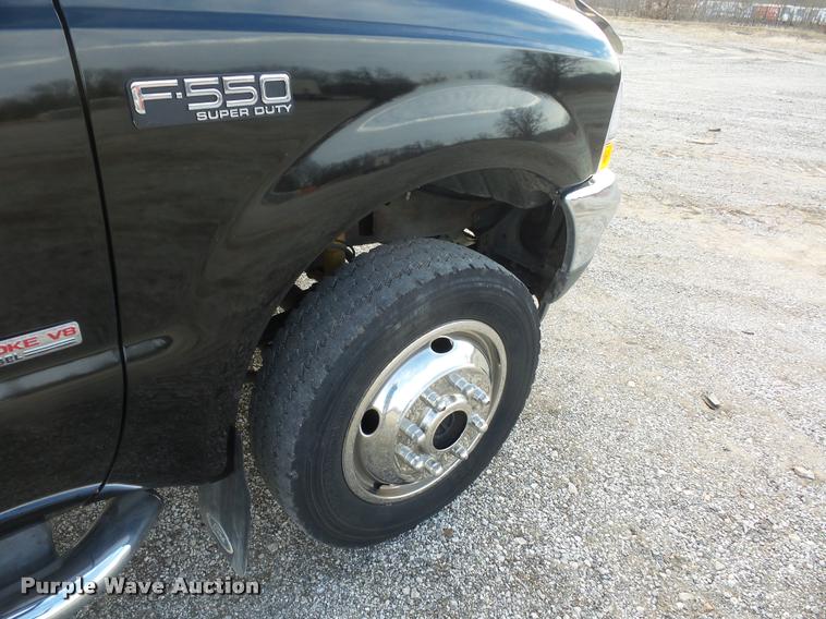 image for item L4559 2003 Ford F550 Super Duty service truck