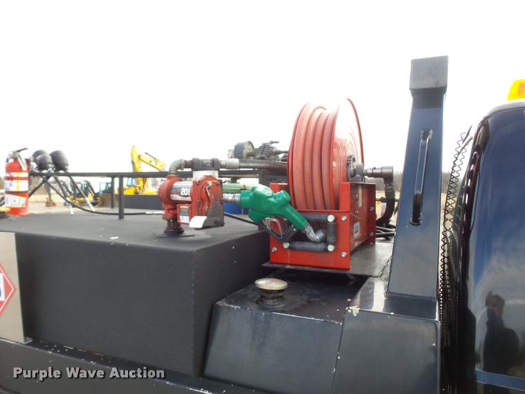 image for item L4559 2003 Ford F550 Super Duty service truck