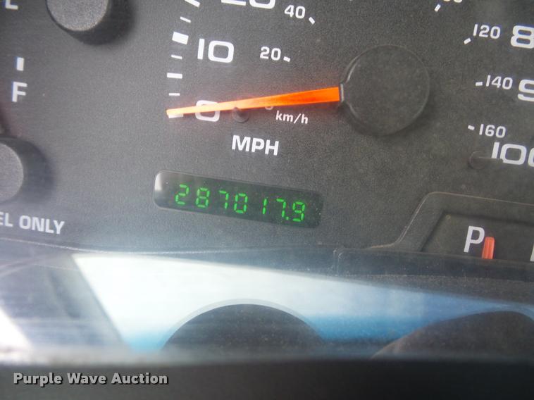 image for item L4559 2003 Ford F550 Super Duty service truck