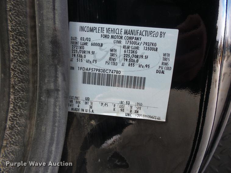 image for item L4559 2003 Ford F550 Super Duty service truck